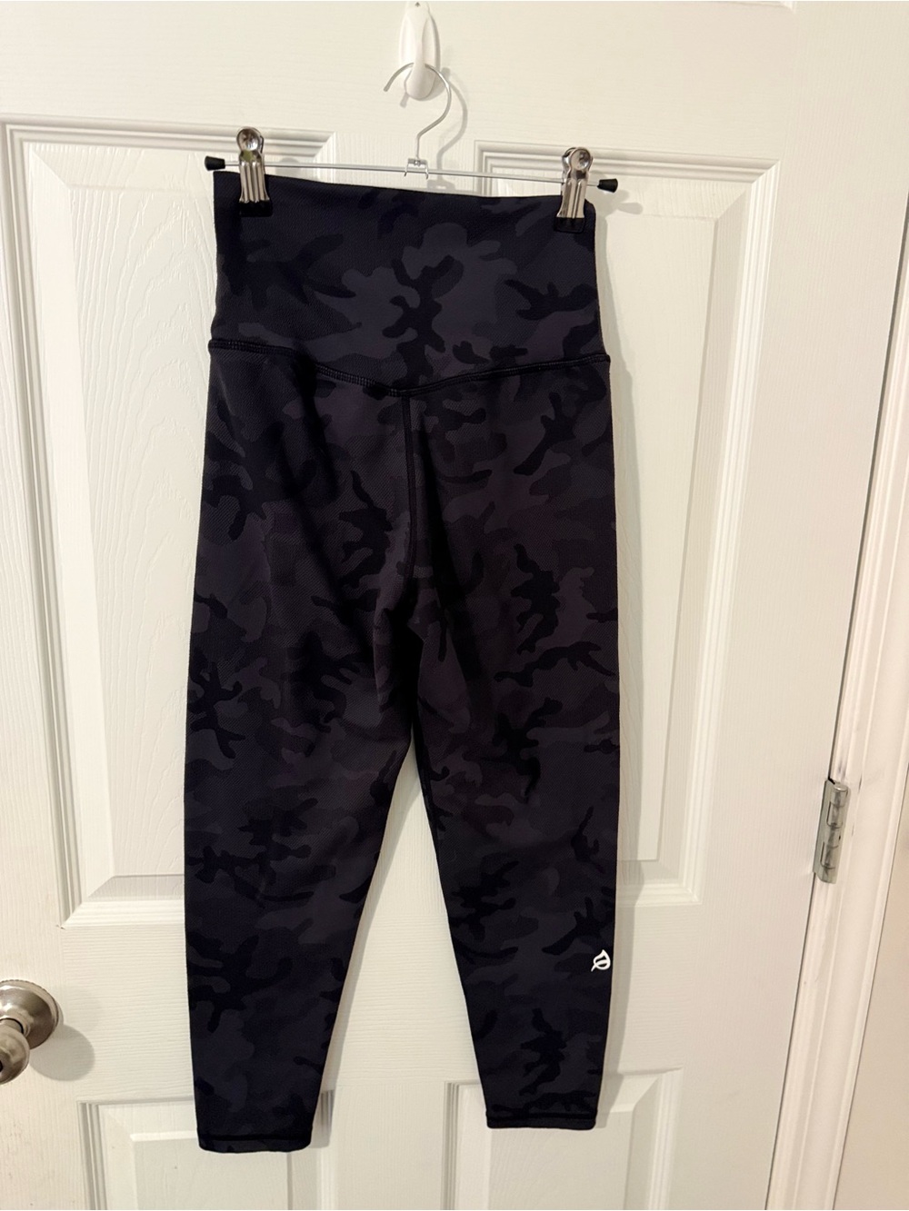 P'tula Women's High-Waist Black Camo Leggings